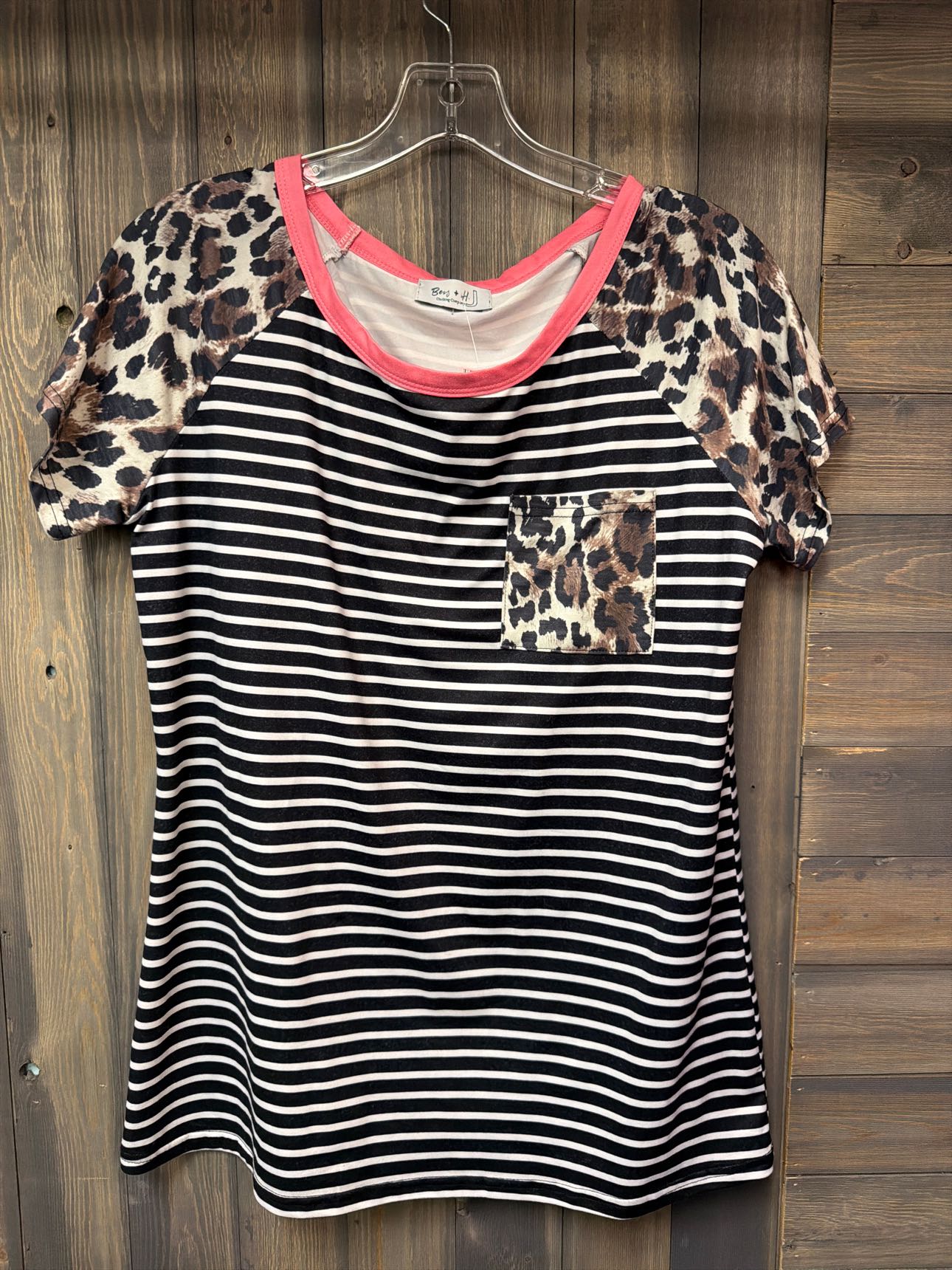 Women's Size Medium Bess & HJ Black Top