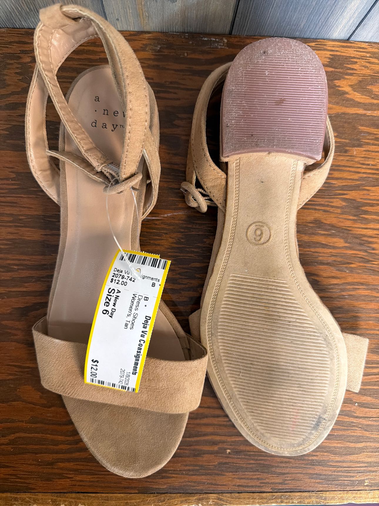 Women's Size 6 A New Day Tan Dress Shoes