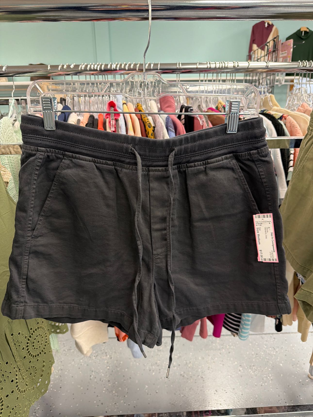 Women's Size Medium Gap Gray Shorts