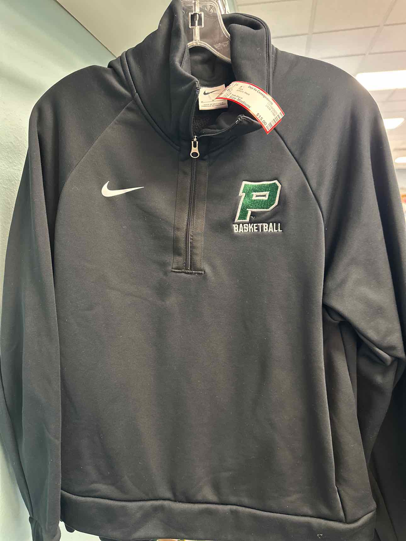 Junior's Size Medium Pella Dutch Black Tops