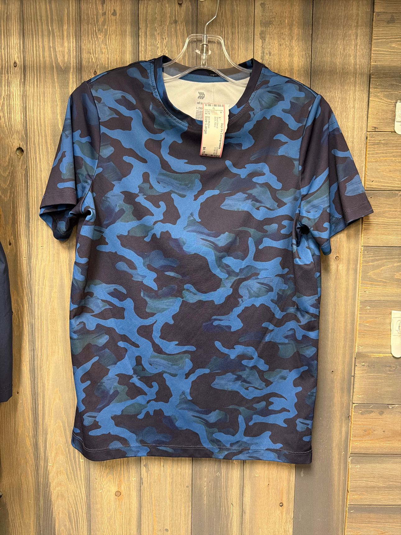 Boy's Size Large All In Motion Navy Short Sleve