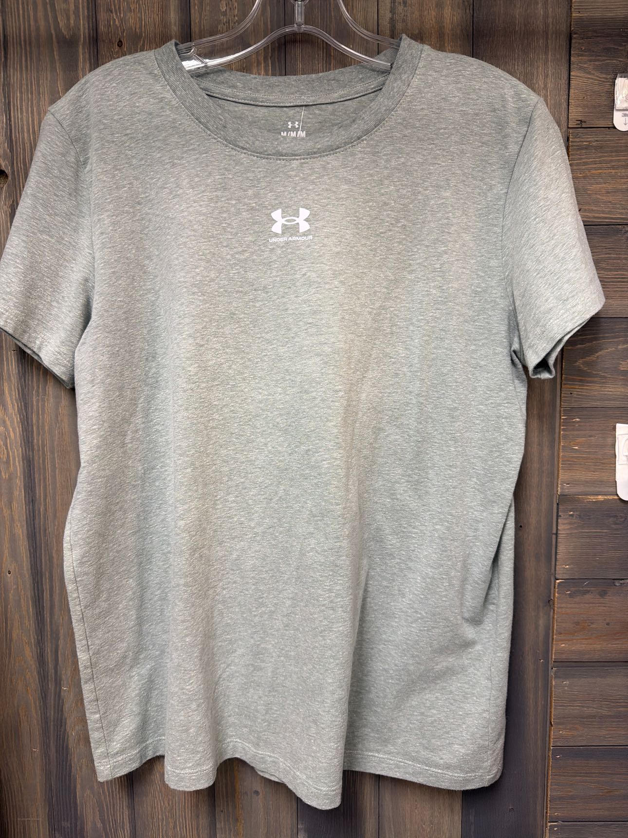 Women's Size Medium Under Armour Green Workout Top