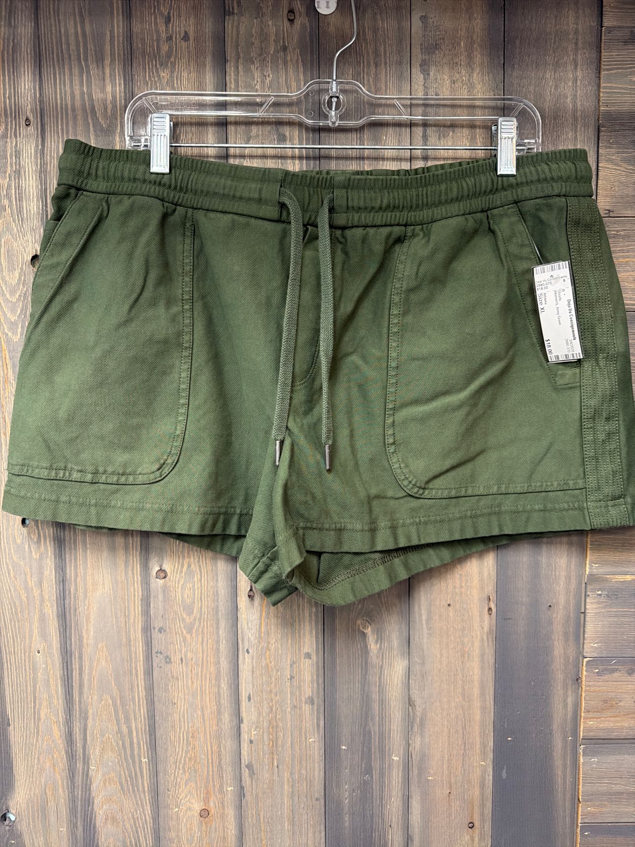 Women's Size XL Athleta Army Green Shorts