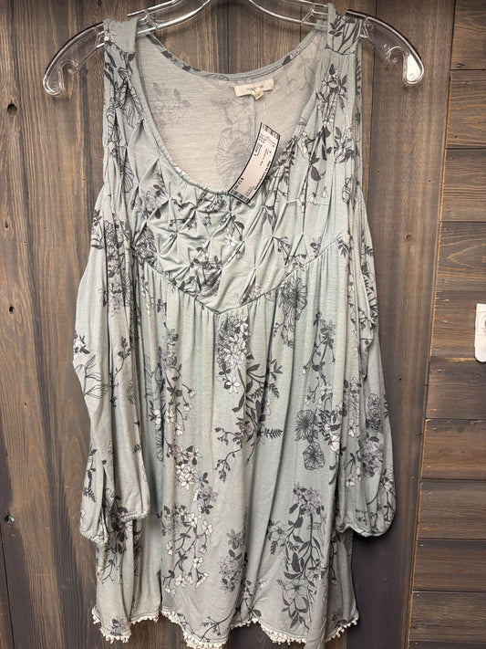 Women's Size 1 Maurices Blue Top