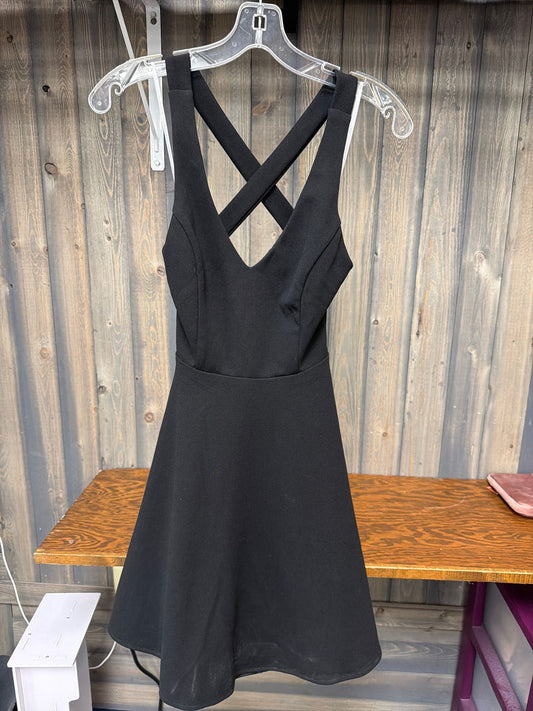 Women's Size XS Lulus Black Dress