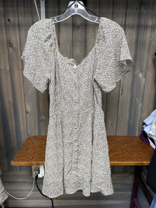 Women's Size Small Sienna Sky Beige Dress