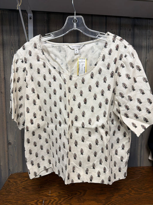 Women's Size Medium Banana Republic Off White Top