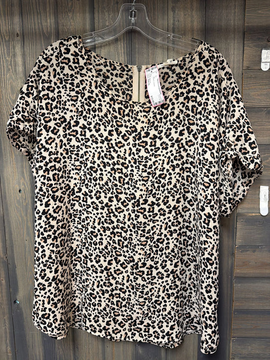 Women's Size XL Maurices cheetah Top