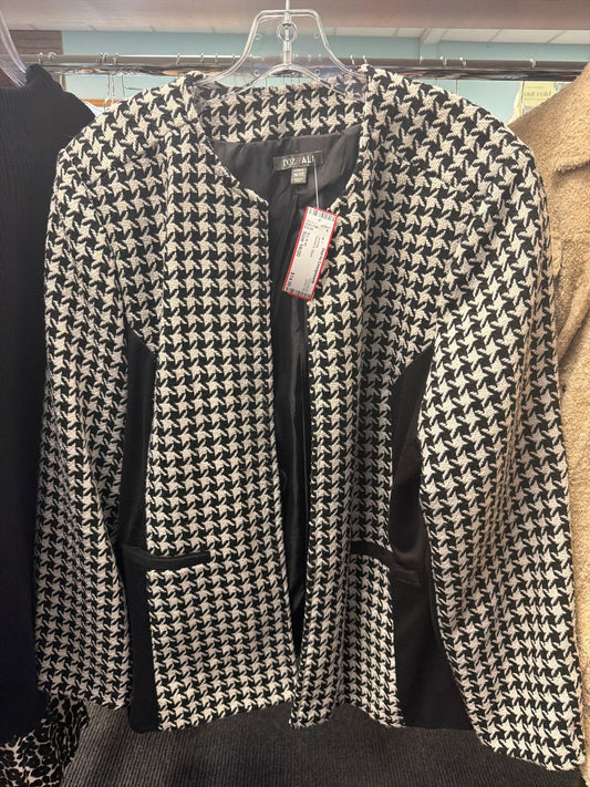 Women's Size 18/20 Roz & Ali Black Jackets