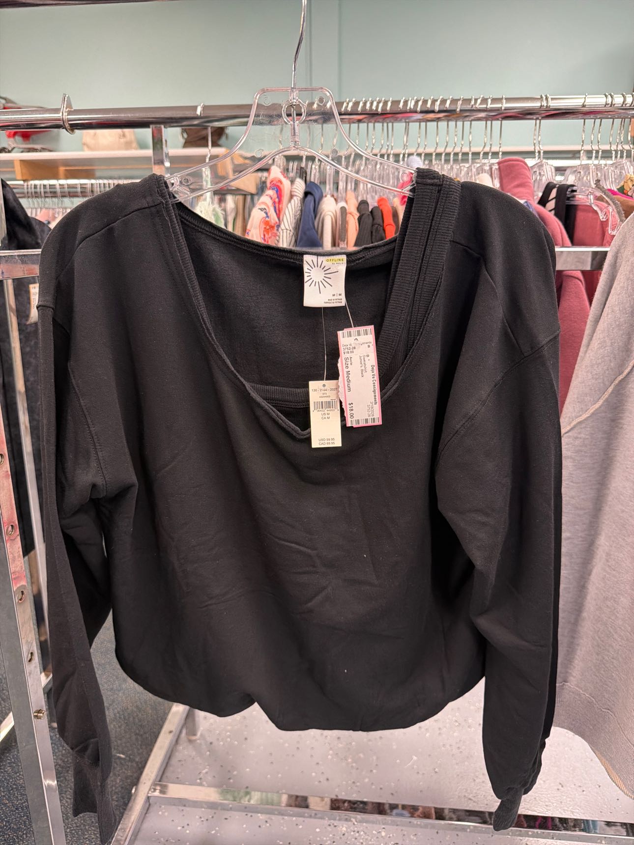 Junior's Size Medium Aerie Black Sweatshirt