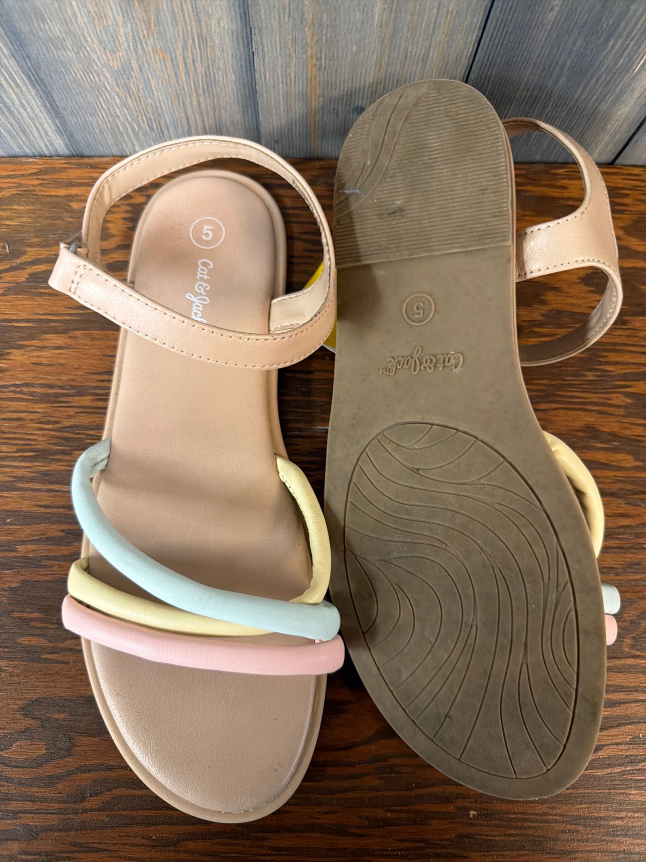 Girl's Size 5 Cat & Jack Tan Dress Shoes