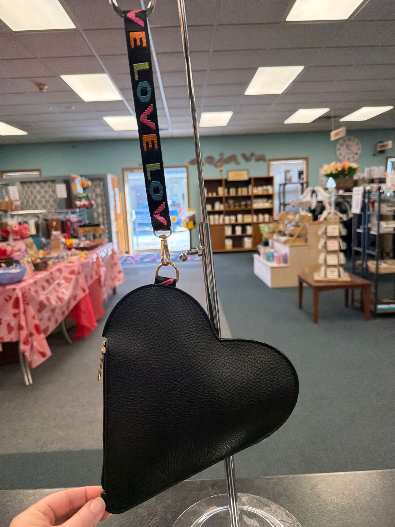 Women's Size X Misc Black Clutch