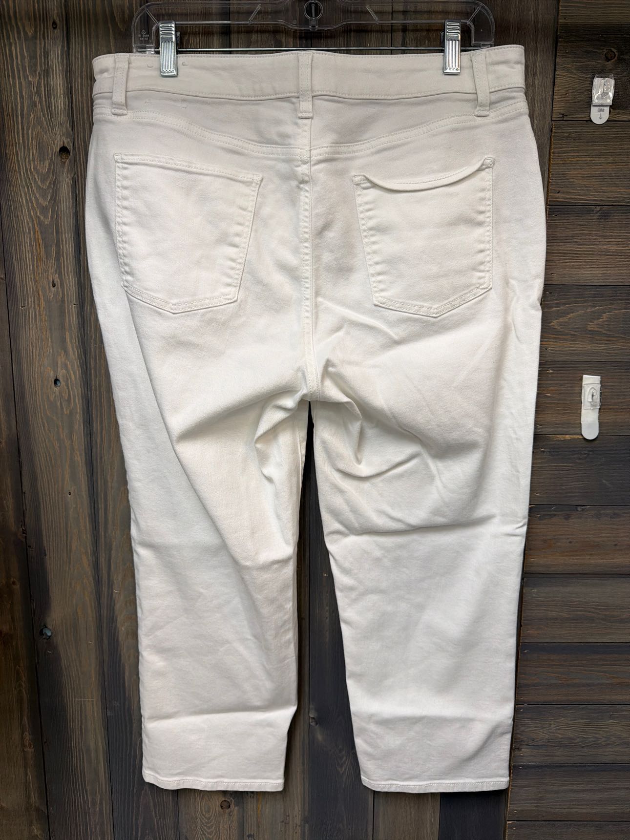 Women's Size 12 Talbots White Capri