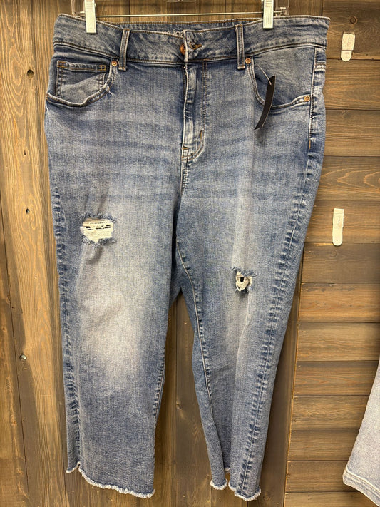 Women's Size 18 Maurices Denim Capri