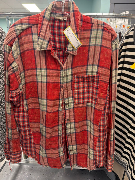 Women's Size Medium mystree Red Top