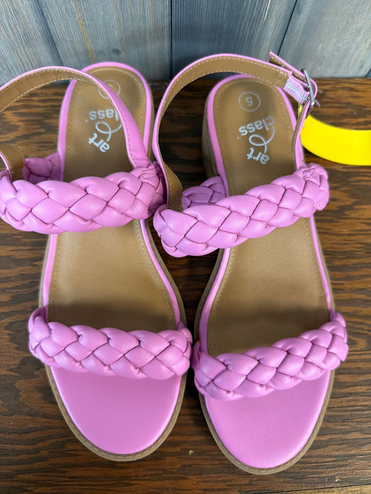 Girl's Size 5 Art Class Purple Dress Shoes