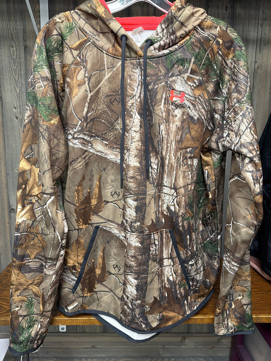 Women's Size Large Under Armour Camo Sweatshirt