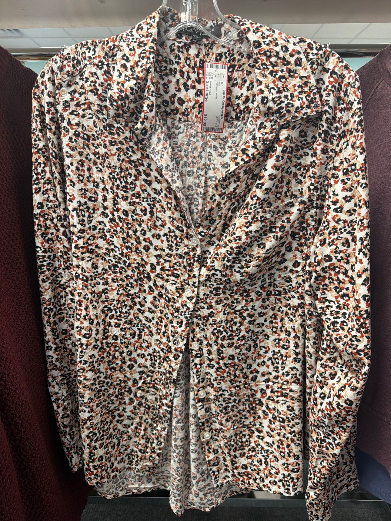 Women's Size Large Velvet Heart White Top