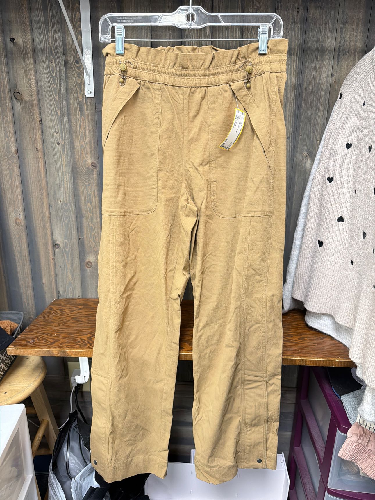 Women's Size 4 Athleta Brown Pants
