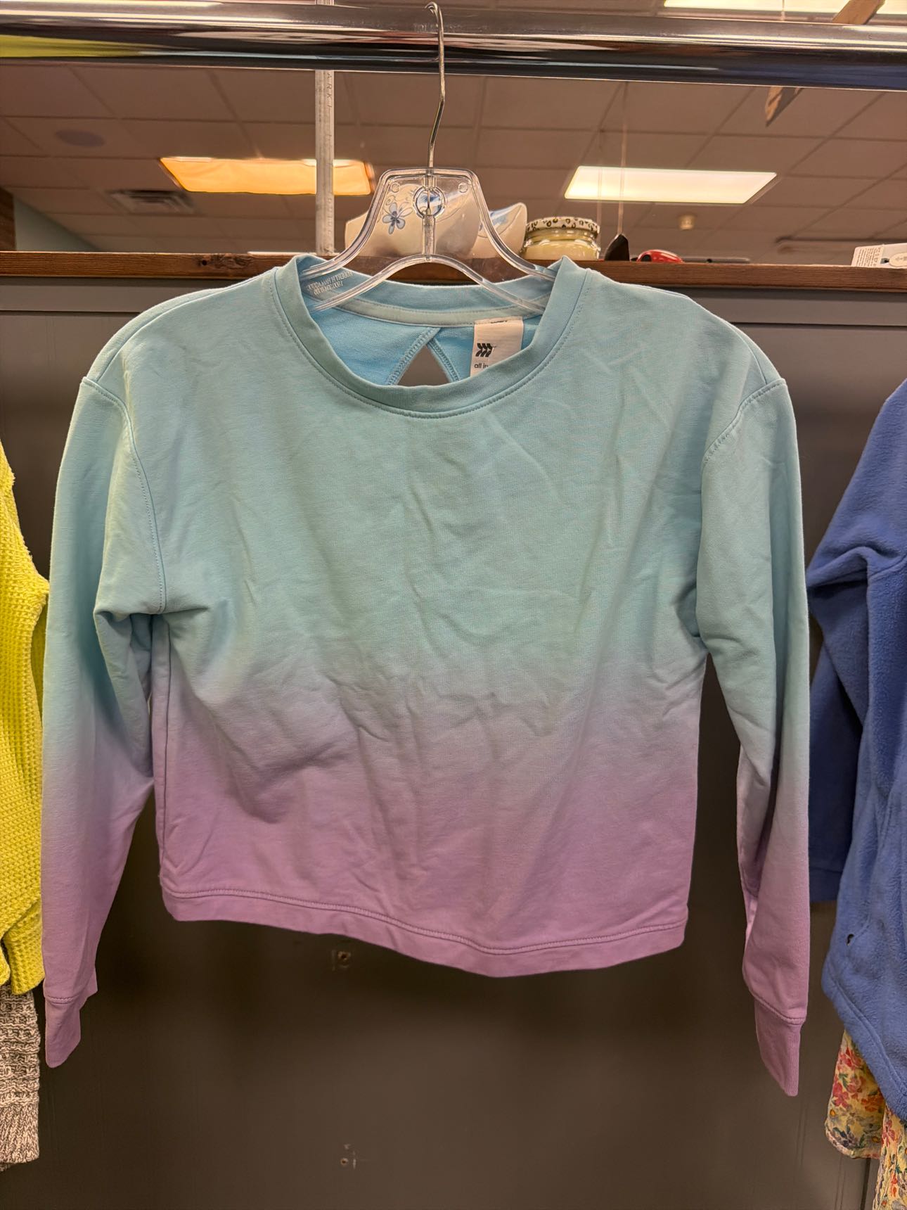 Girl's Size Medium All In Motion Blue Sweatshirt