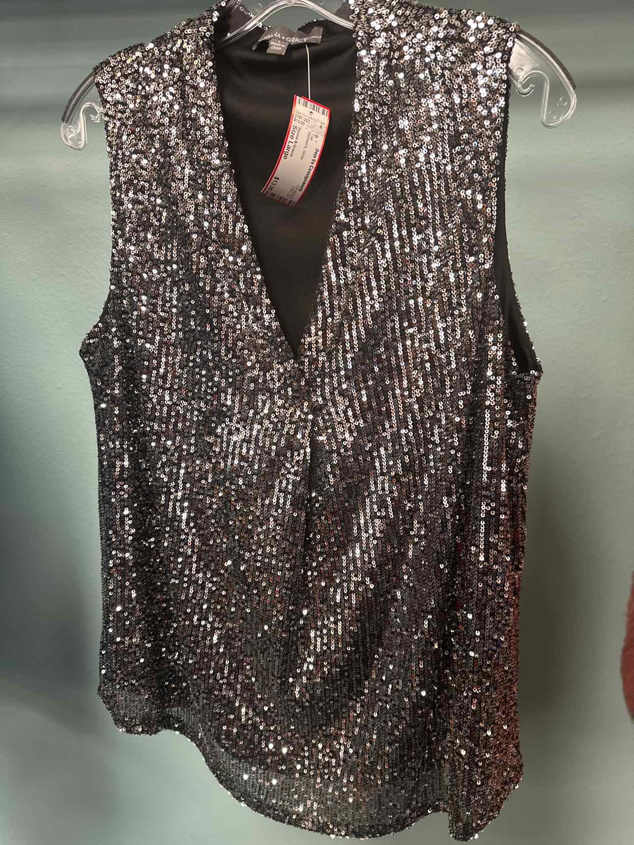 Women's Size Large Hanna & Gracie Silver Top