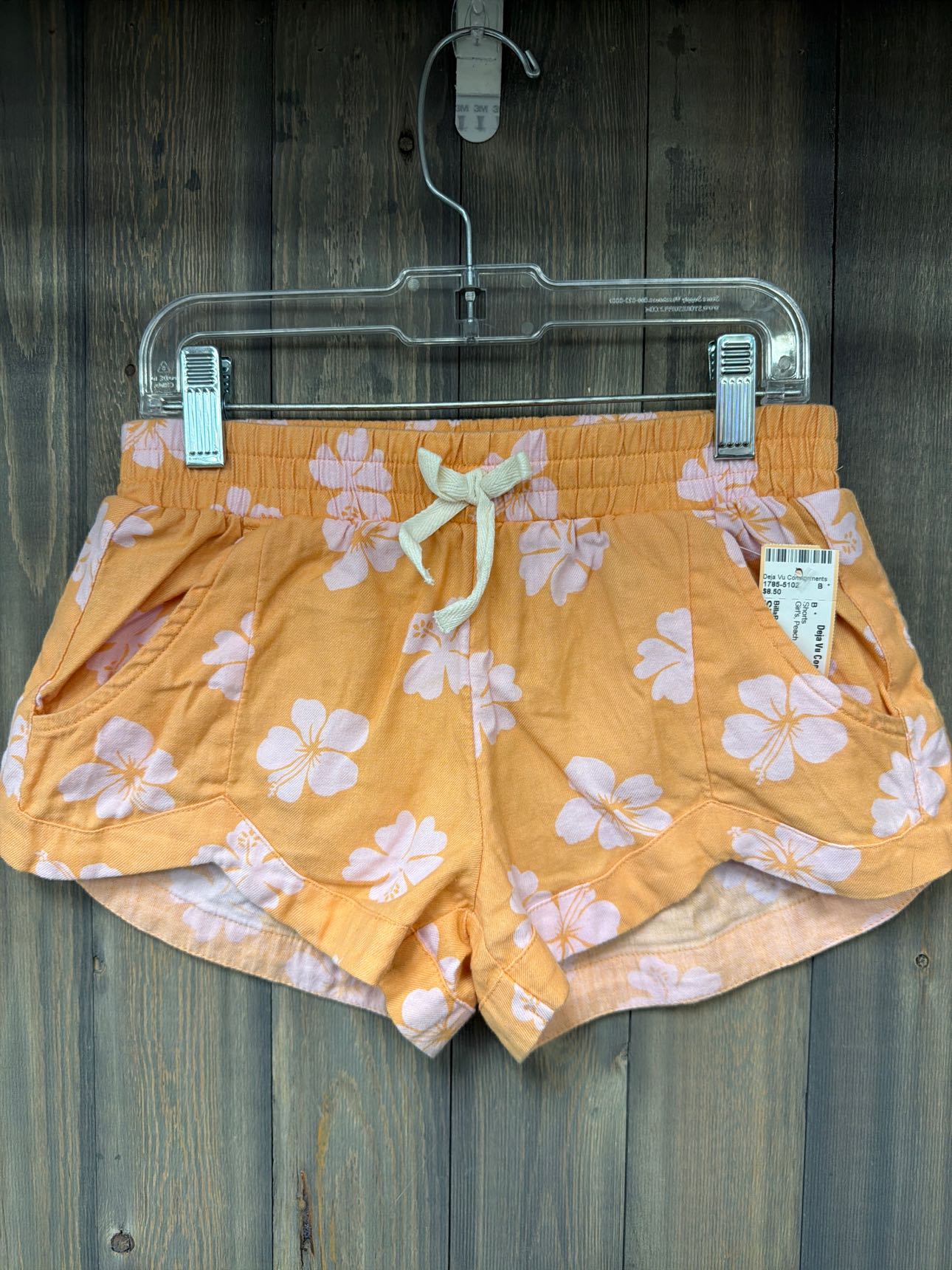 Girl's Size Medium BillaBong Peach Shorts