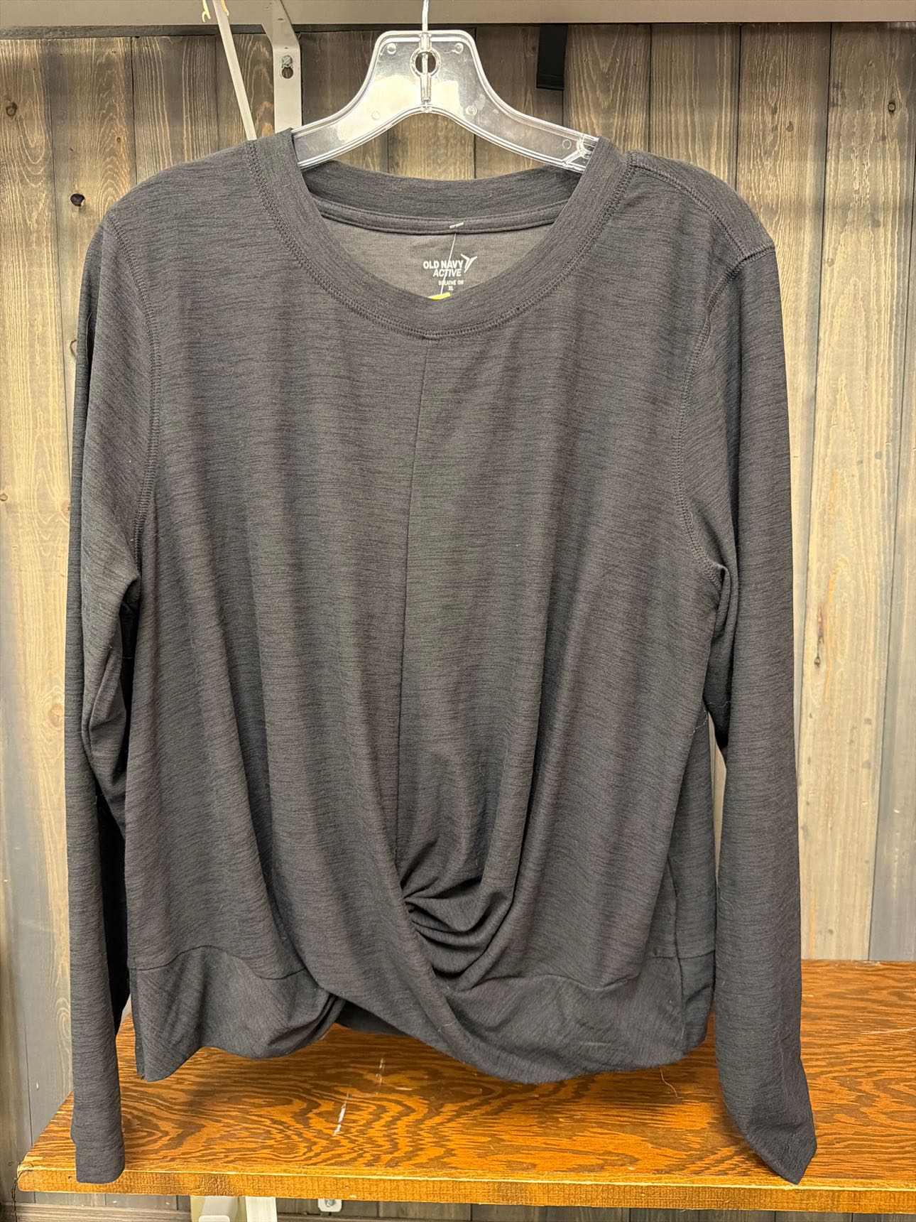 Women's Size XL Old Navy Black Workout Top