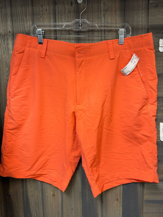 Men's Size 38 Under Armour Coral Shorts