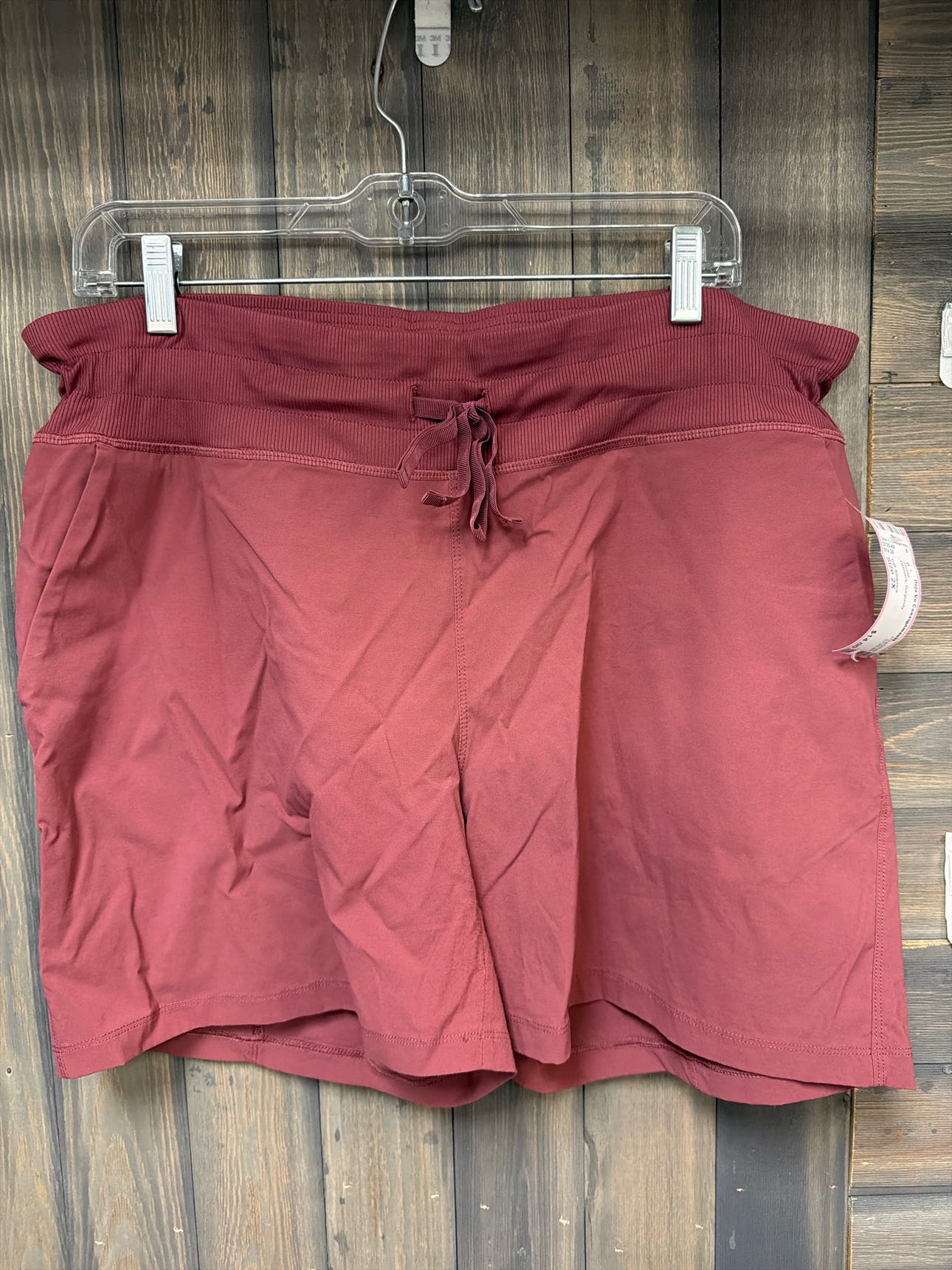 Women's Size 2X Tuff Athletics Burgundy Shorts