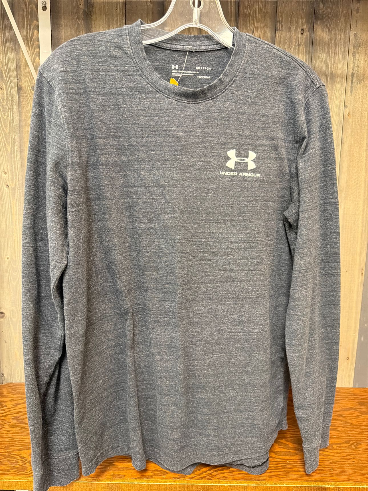 Women's Size Small Under Armour Black Top
