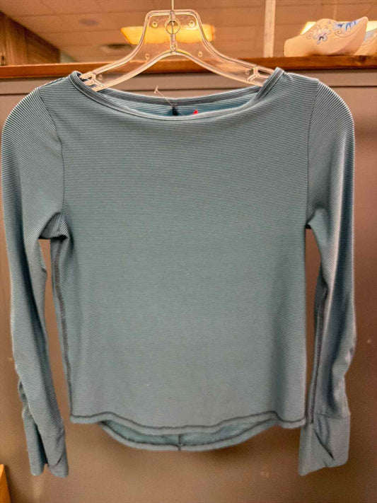Girl's Size Medium All In Motion Blue Long Sleeve