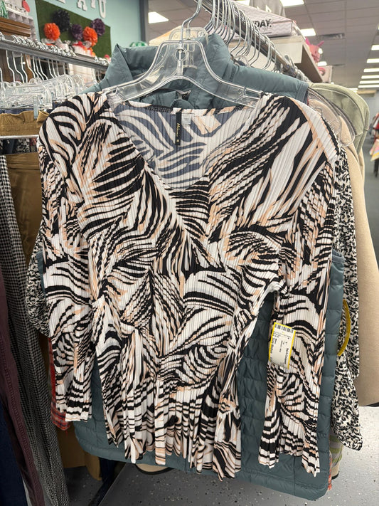 Women's Size Medium Milano White Top