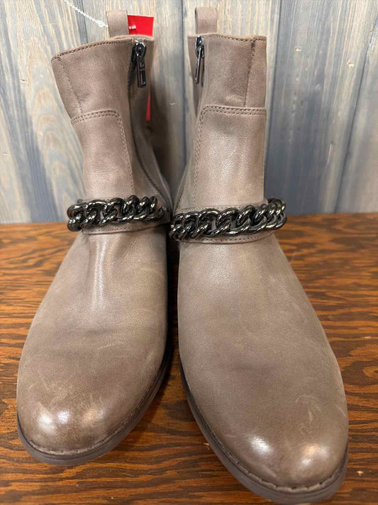 Women's Size 8 Coach Brown Boots